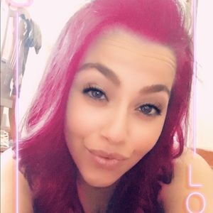 Meet your Posher, Lena